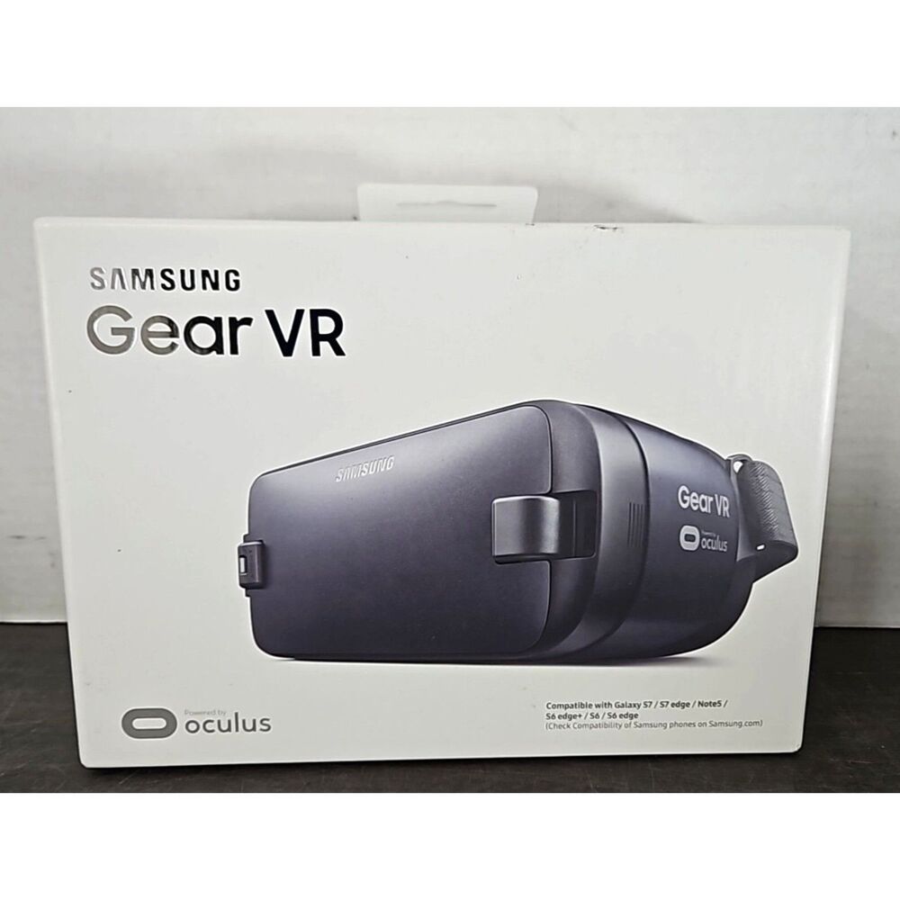Samsung Gear VR 2016 Edition Smartphone VR Headset - Powered by Oculus